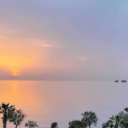 Sunset View شقة *